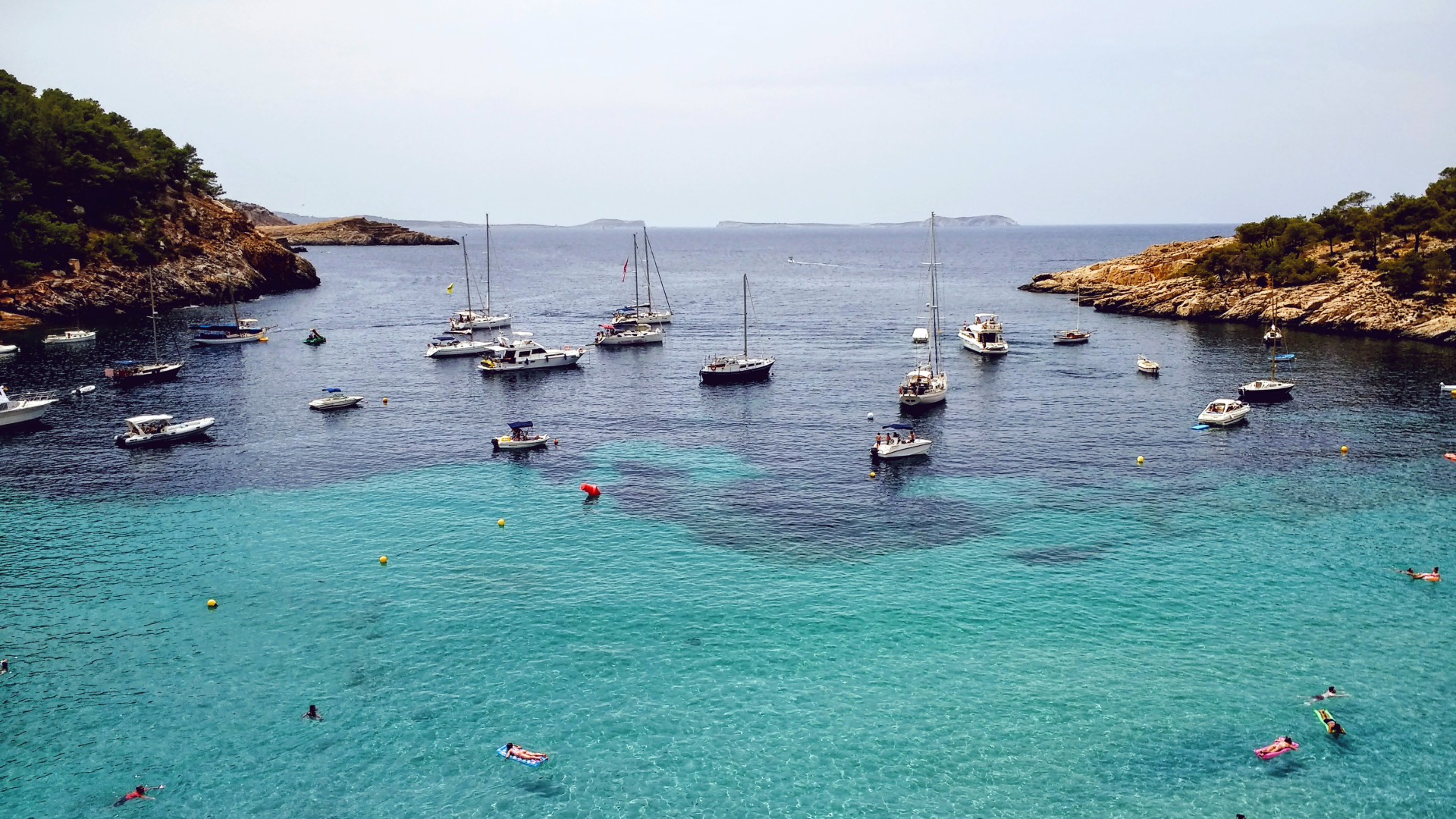 Ibiza en couple : quelles destinations pour un séjour romantique ?