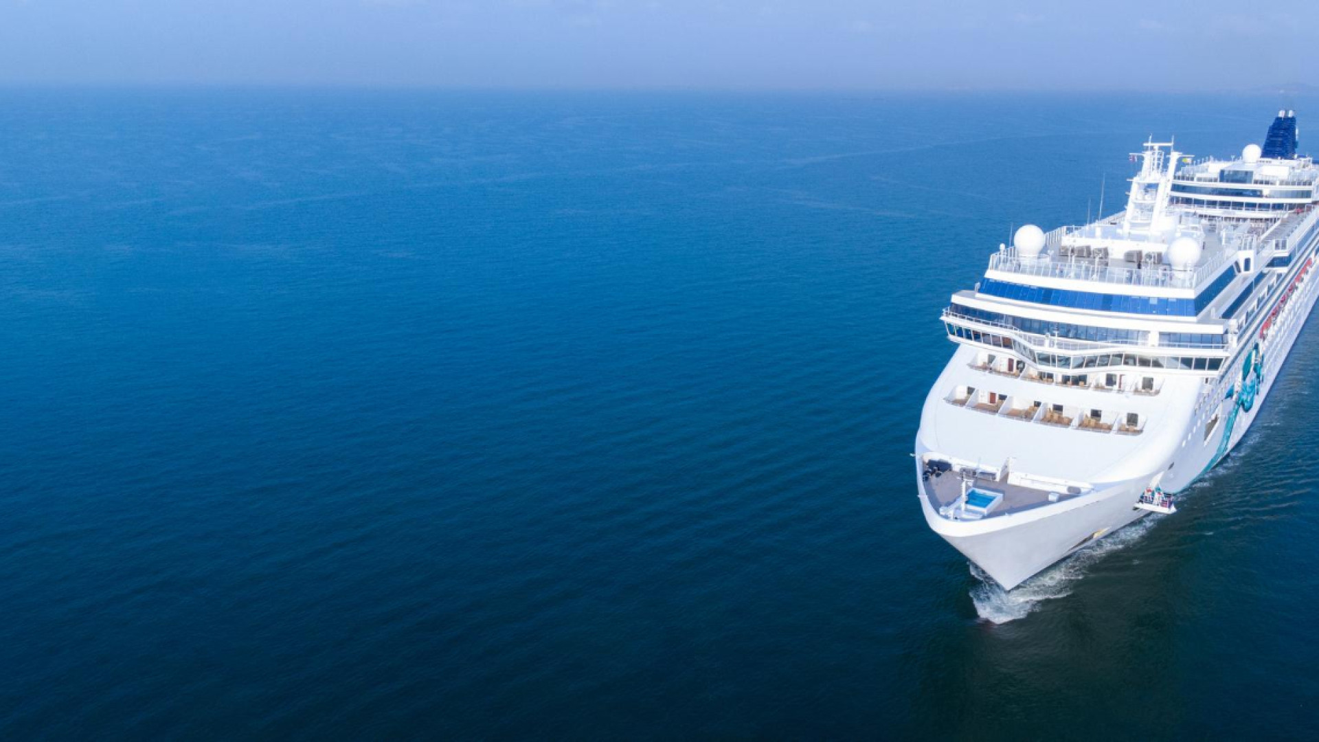 Croisière Wind Surf : comment choisir son itinéraire et sa cabine ?